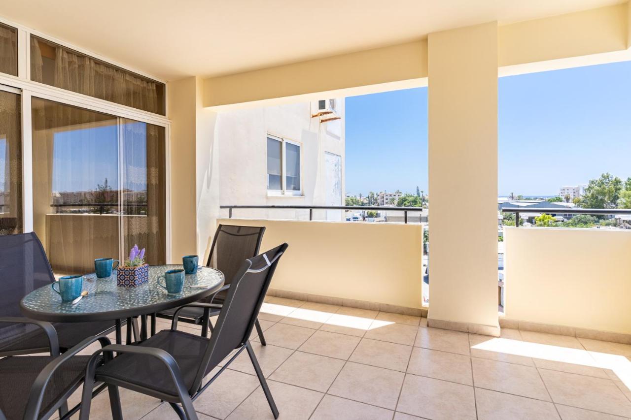 Blue Time 2-bedroom In Appartement