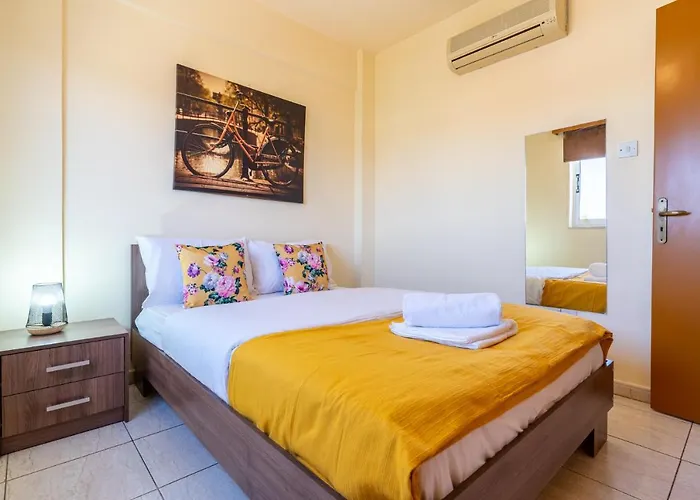 Blue Time 2-Bedroom Apartment In Larnaca