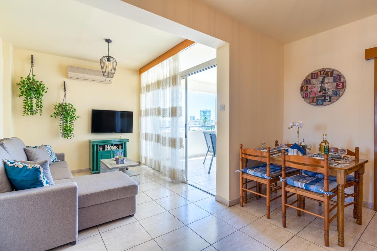 Blue Time 2-bedroom In Apartament